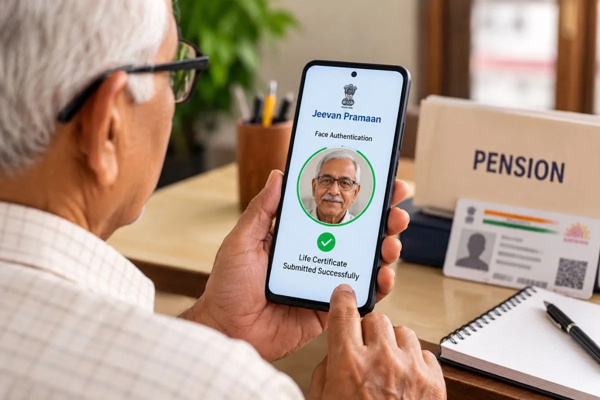 Pensioners घर बैठे मोबाइल से जमा कर सकते हैं अपना जीवन प्रमाण पत्र, जानिए क्या है प्रोसेस और कब है लास्ट डेट