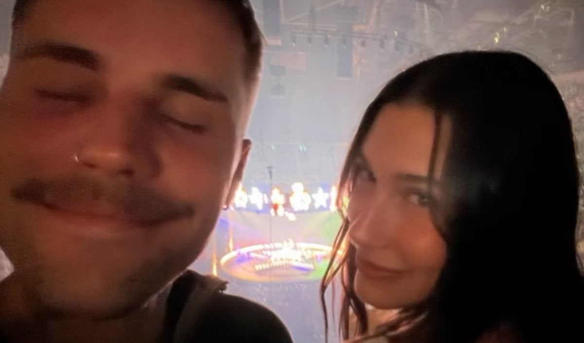 पत्नी Hailey के साथ म्यूजिक नाइट पर निकले Justin Bieber, शेयर किया फोटो डंप