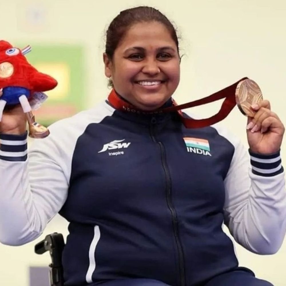 पैरा एशियन गेम्स- भारत को एक ही इवेंट में गोल्ड-सिल्वर:मोना अग्रवाल पहले और अवनी लेखरा दूसरे नंबर पर रहीं