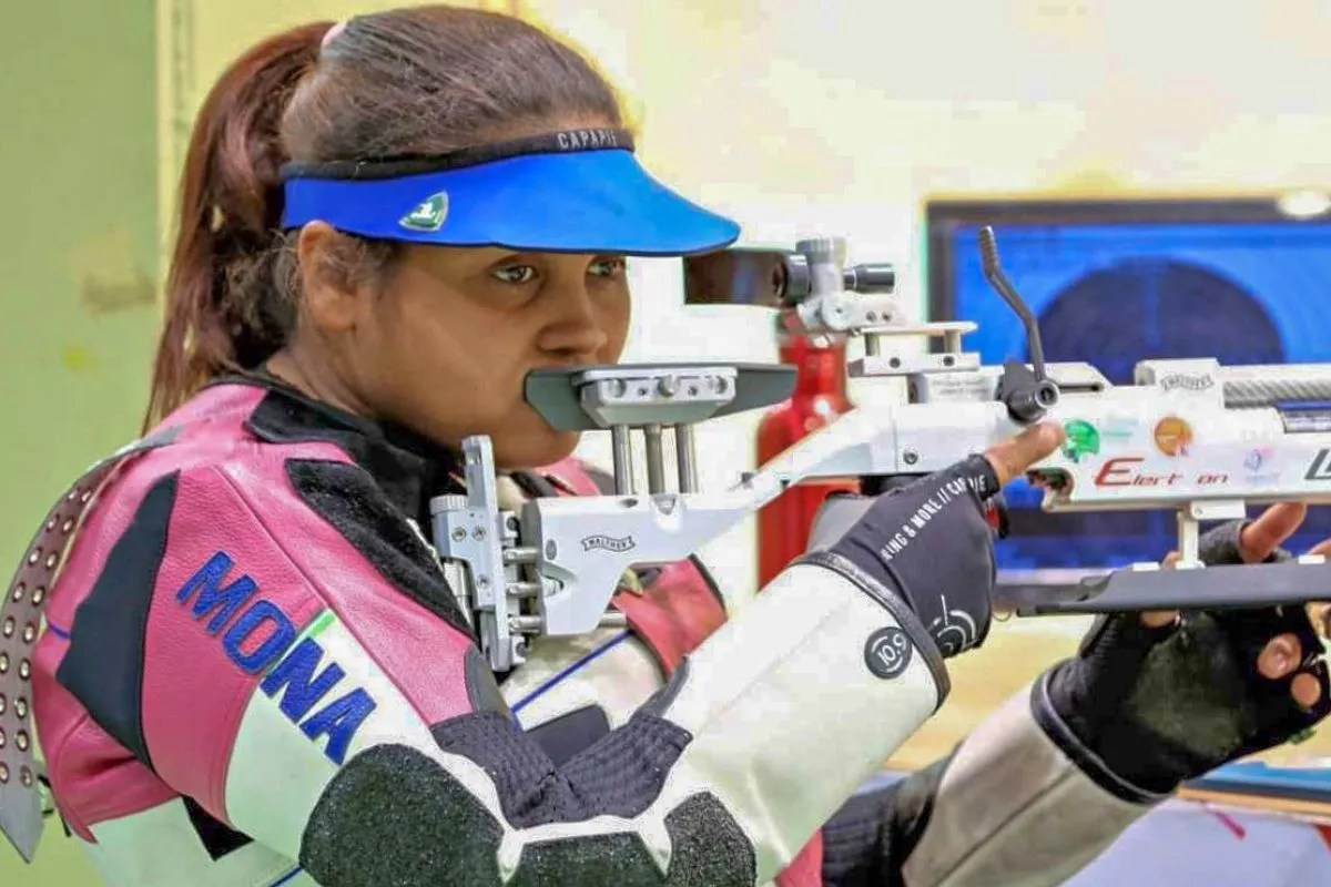 जानें, कौन हैं भारत के लिए 10m एयर राइफल में गोल्‍ड जीतने वाली पैरा शूटर मोना अग्रवाल, 9 महीने की उम्र में हो गया था पोलियो