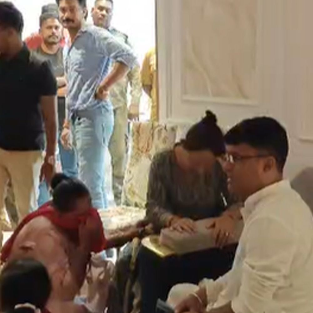 हाई कोर्ट की महिला अधिवक्ता की संदिग्ध अवस्था में मौत:फ्लैट में पंखे से लटका मिला शव, पिता ने पति पर प्रताड़ना और हत्या का लगाया आरोप