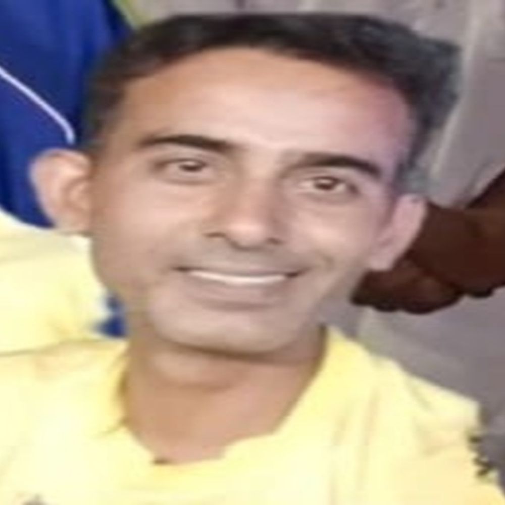 करनाल में चाकू से गोदकर व्यक्ति की हत्या:4-5 बार किए गए वॉर, बिजली घर के पास मिला शव; बाइक मौके पर मिली, मोबाइल गायब