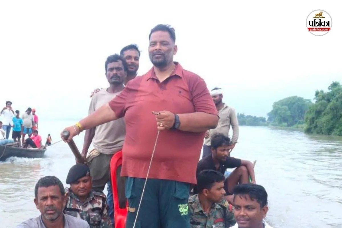 वैशाली नाव हादसे पर फूटा पप्पू यादव का गुस्सा, बोले- सरकार को कोई मतलब नहीं, विपक्ष भी मर चुका है