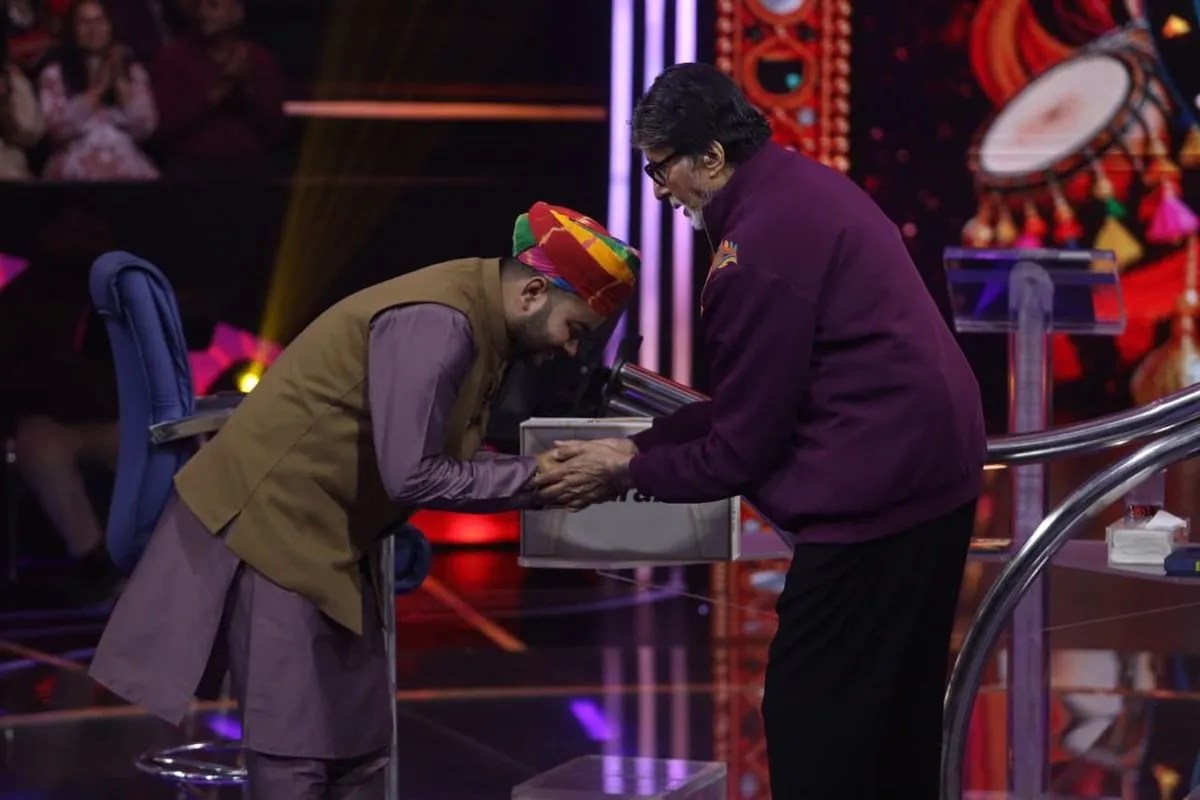 KBC में अलवर के अभिषेक प्रजापत ने जीते लाखों रुपए, अमिताभ बच्चन के सामने हॉट सीट पर आए