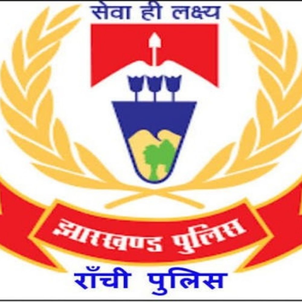रांची पुलिस और चेन स्नैचरों के बीच एनकाउंटर:पुलिस की पिस्टल छीनकर भागा, फायरिंग की तो पैर में लगी गोली; 2 साथी भी गिरफ्तार