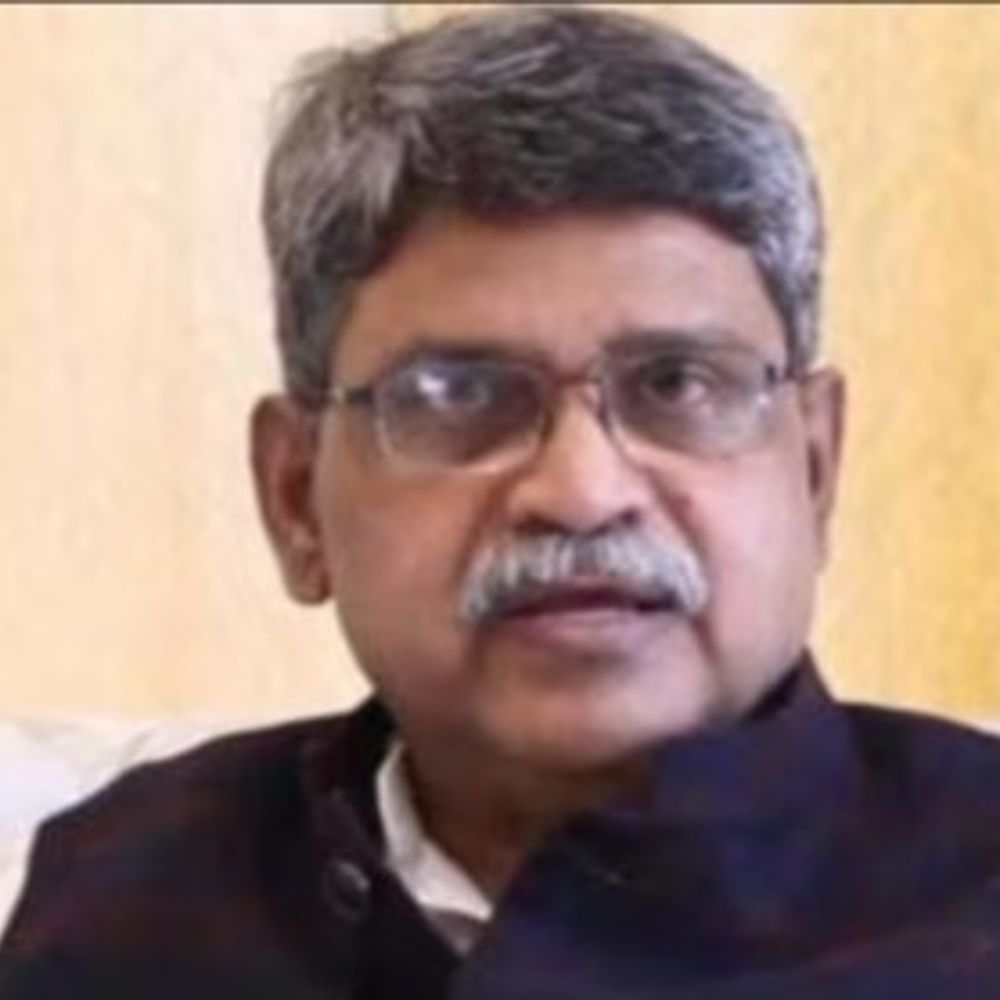 पूर्व IAS राम बहादुर आज थामेंगे सपा का दामन:कभी मायावती के थे सबसे करीबी, अब PDA समीकरण को मजबूत करेंगे