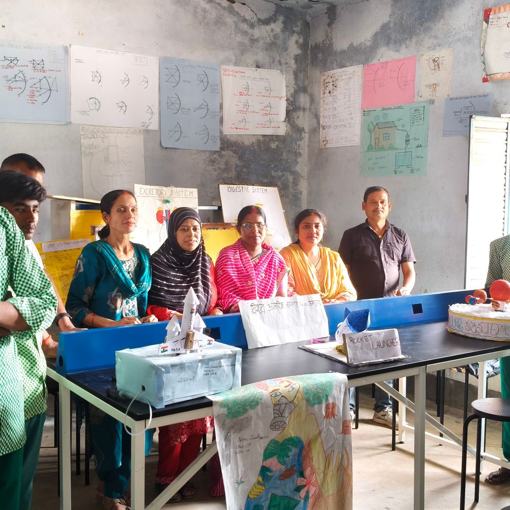 विज्ञान किताबों तक सीमित विषय नहीं है : प्रणव