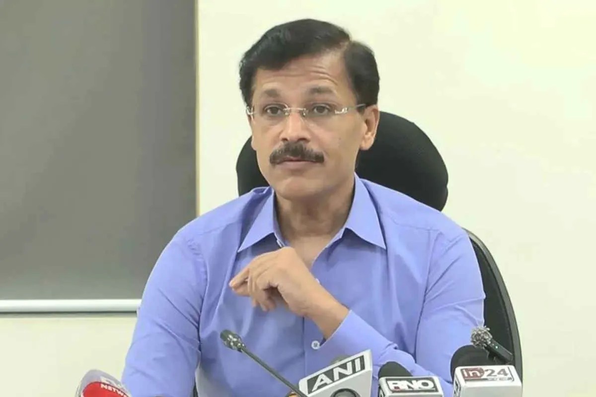 Tukaram Mundhe: एफडीए के अधिकारियों को मंत्री की सीधी चेतावनी, कार्यक्षेत्र से बाहर कार्रवाई की तो होंगे सस्पेंड