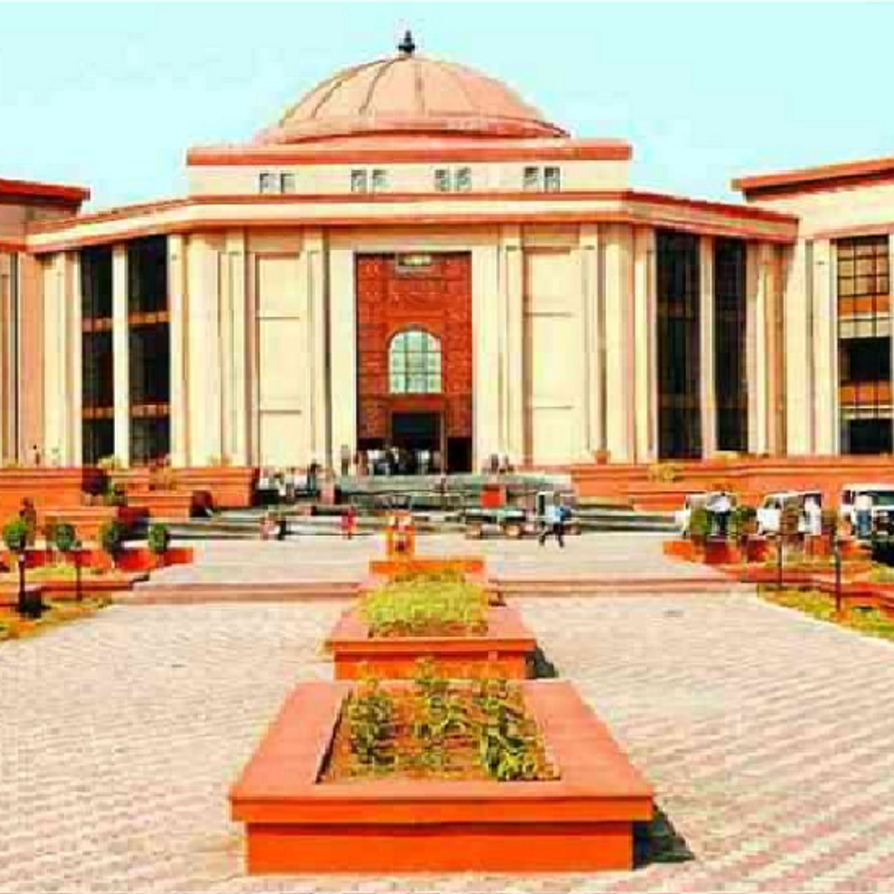 हाईकोर्ट के आदेश पर शिक्षक भर्ती परीक्षा स्थगित:11-25 अक्टूबर को होना था एग्जाम; सभी आरक्षित श्रेणियों को मौका देने तक नहीं होगी परीक्षा