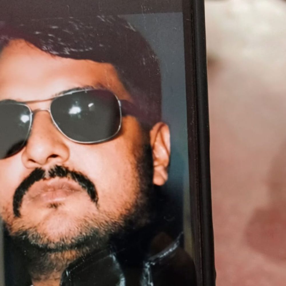 जेल से हत्याकांड के आरोपी को ले गई यूपी पुलिस:परिजन बोले- हमें जानकारी तक नहीं दी, एनकाउंटर का डर; 5 लाख का इनामी था
