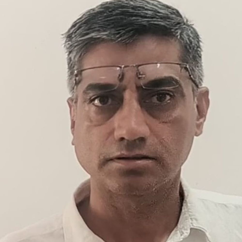 सवा दो करोड़ हड़पने के आरोप में सायला बीसीएमओ निलंबित:सरकार ने आदेश जारी किए, जूनियर के सिग्नेचर से बिल पास करवाने का आरोप