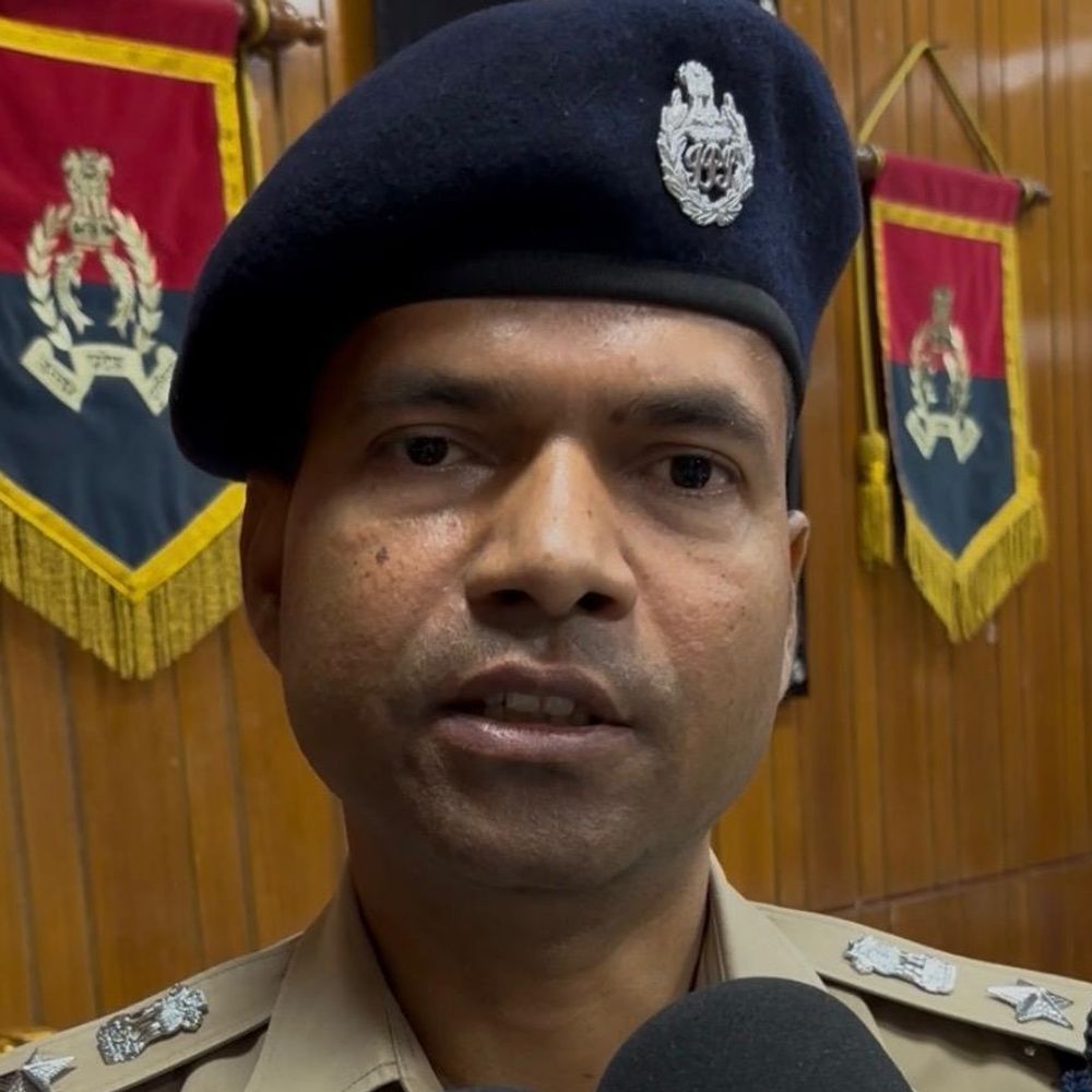 लखनऊ में डीसीपी सेंट्रल व थाना प्रभारी पर हुई कार्रवाई:10 दिन 10 टीमें खाक छानती रही…श्रद्धा मीडिया के सामने आई, पुलिस नेपाल में छिपने का दावा करती रह गई