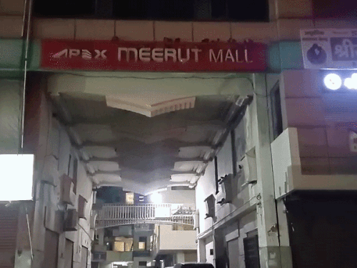मेरठ में बिल्डर के घर-दफ्तर पर आयकर का सर्वे:तीन गाड़ियों में भरकर पहुंचे अफसर, गोपनीय रही कार्यवाही, टीडीएस से जुड़ी बताई गई
