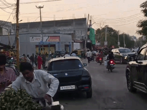 हरियाणा में 15 अक्टूबर तक बारिश के आसार:3 दिन आंधी-बिजली का अलर्ट, हिसार में 37.3 डिग्री तापमान, प्रदेश में गर्मी का असर बरकरार