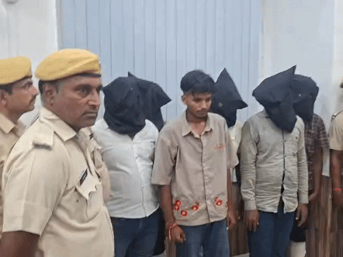 तीन करोड़ लूटने वालों का इनाम लेने का प्लान था:इनकम टैक्स विभाग को सूचना देने की योजना बना रहे थे, फिर कारोबारी के घर की लूट