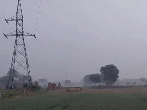 अलवर में आज आंधी-बारिश और बिजली गिरने का अलर्ट:36 डिग्री तक रहेगा तापमान;अरावली के पहाड़ों के आसपास सुबह से बादलों की आवाजाही