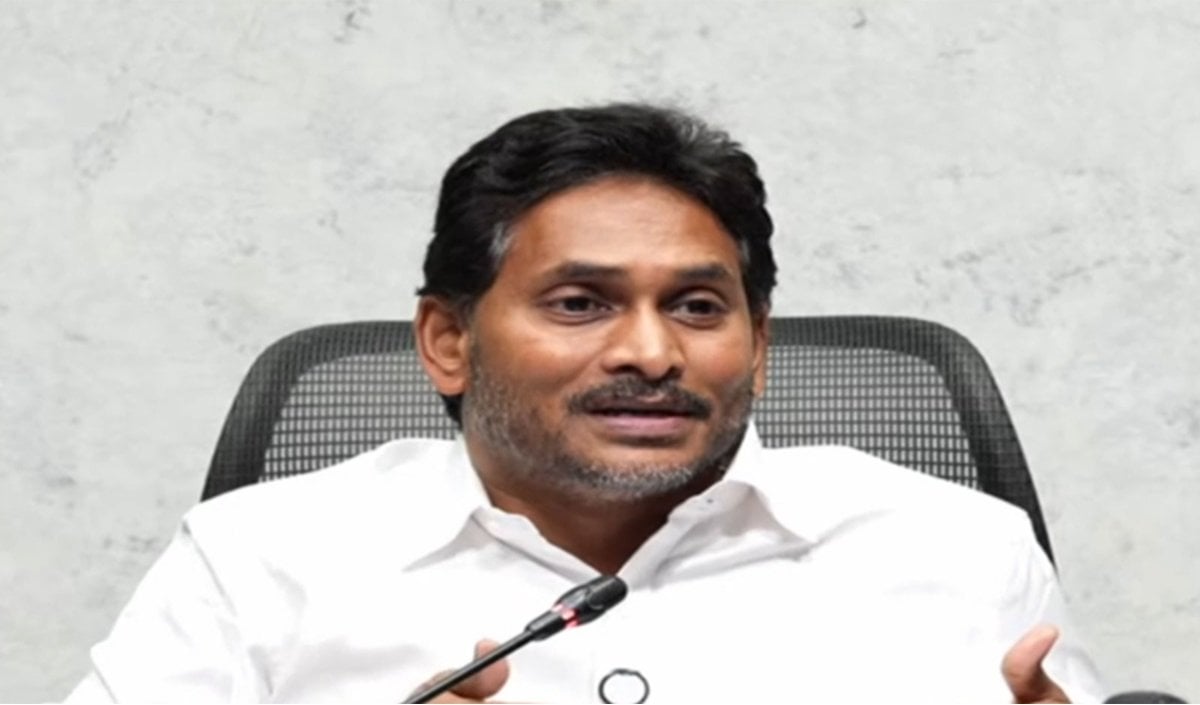 Shivraj Singh Chouhan को थमाई झूठी स्क्रिप्ट, YSRCP ने Proddatur कार्यक्रम पर TDP को घेरा